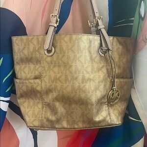 Michael Kors Jet Set Travel Signature Metallic Tote Bag Gold Large